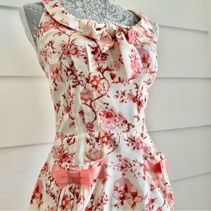 Betsey Johnson Floral and Skull Cherub Print Mini Dress with Bows size 0 RARE